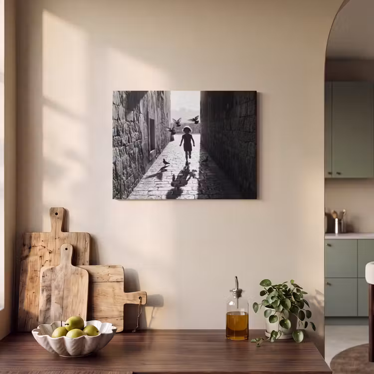 Akoestisch schilderij - Kind - Vogel - Straat - Zwart-wit - Spelen — 3
