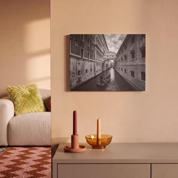 Akoestisch schilderij - Boot - Waterweg - Stad - Zwart-wit - Architectuur — 2