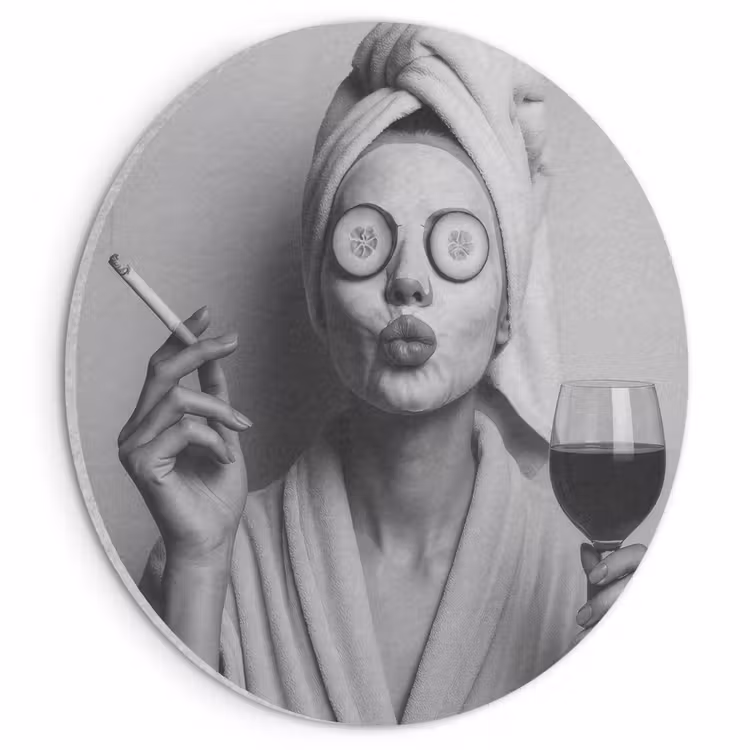Akoestisch schilderij rond - Vrouw - Masker - Wijn - Sigaret — 1