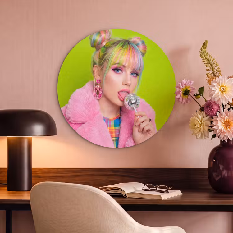 Akoestisch schilderij rond - Vrouw - Kleurrijk haar - Pop art - Modern - Levendig — 2