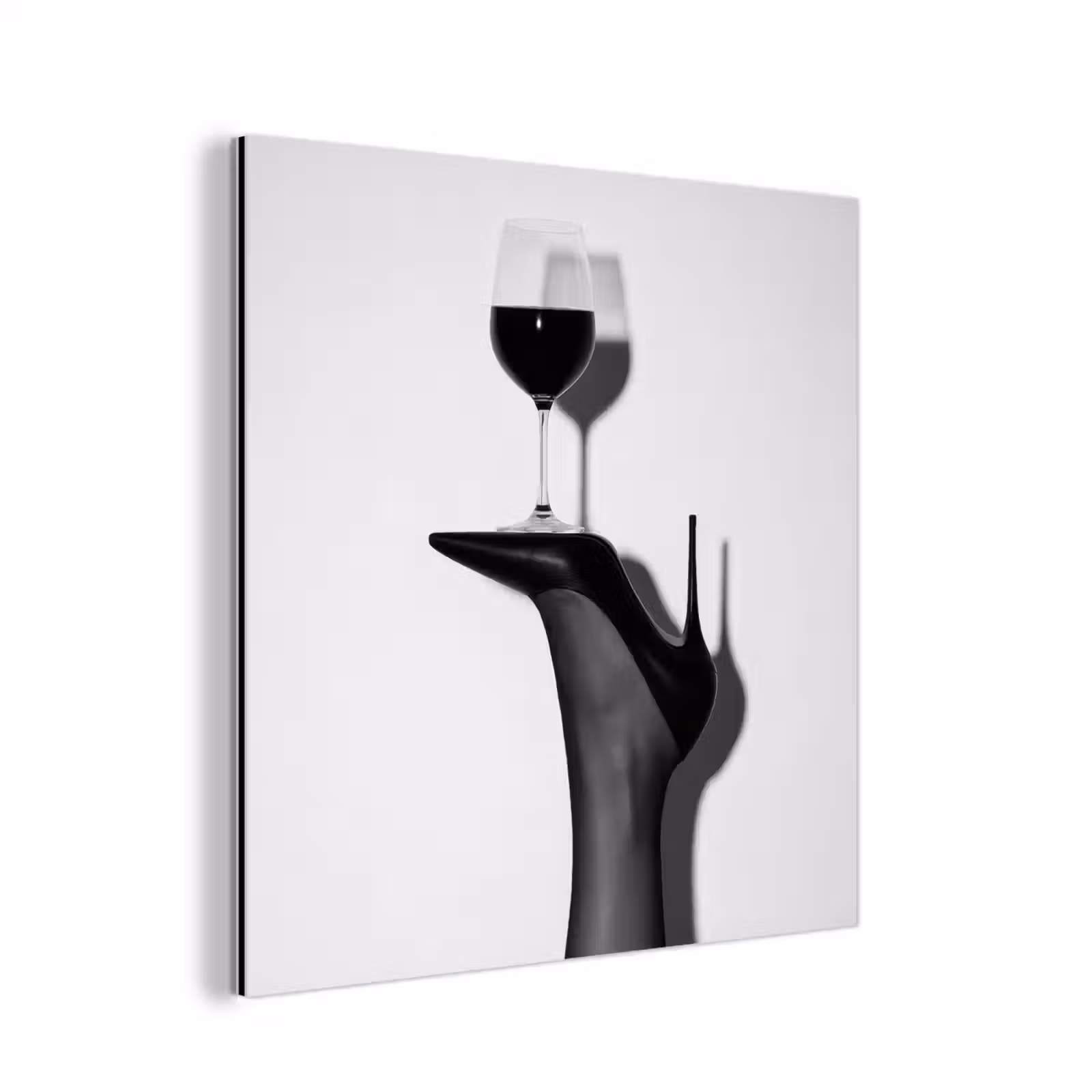Aluminium schilderij - Hak - Wijn - Minimalistisch - Zwart — 1