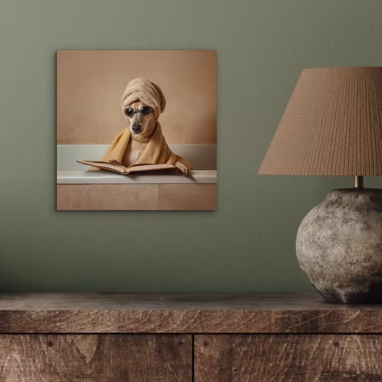 Aluminium schilderij - Bad - Hond - Boek - Zonnebril — 3