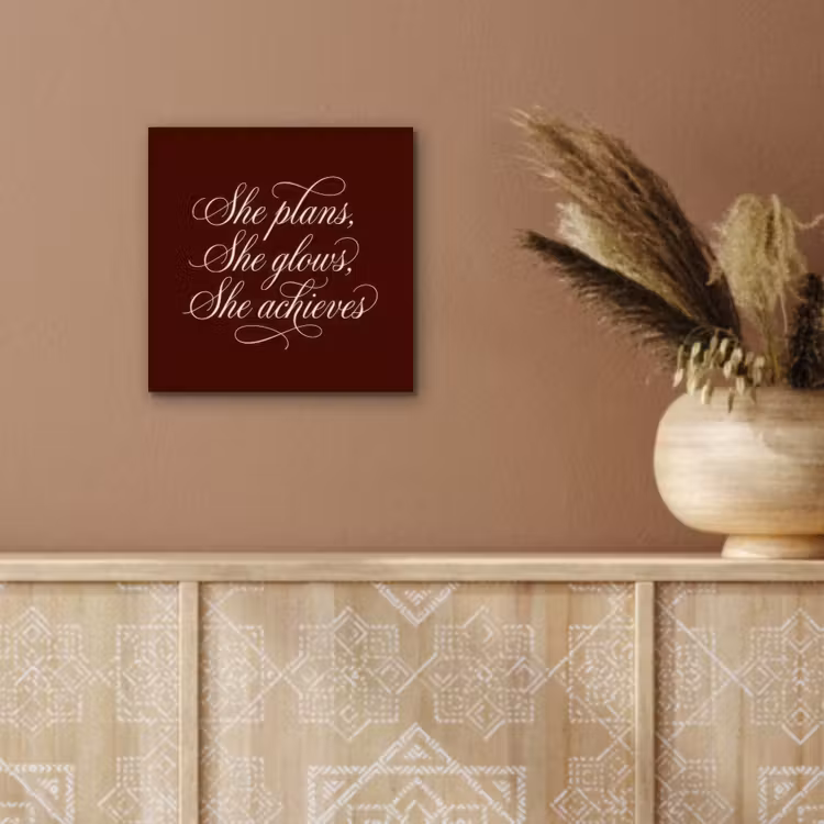 Aluminium schilderij - She plans she glows she achieves - Rood - Cursief — 5