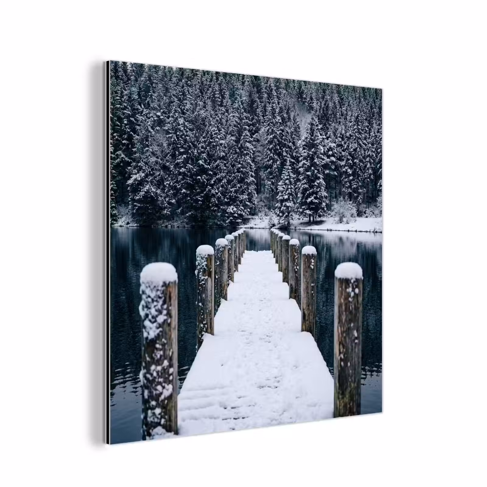 Aluminium schilderij - Steiger - Meer - Sneeuw - Bergen - Rustgevend — 1