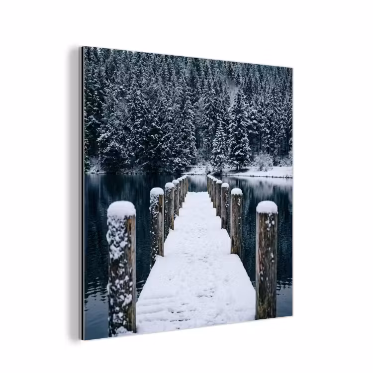 Aluminium schilderij - Steiger - Meer - Sneeuw - Bergen - Rustgevend — 1