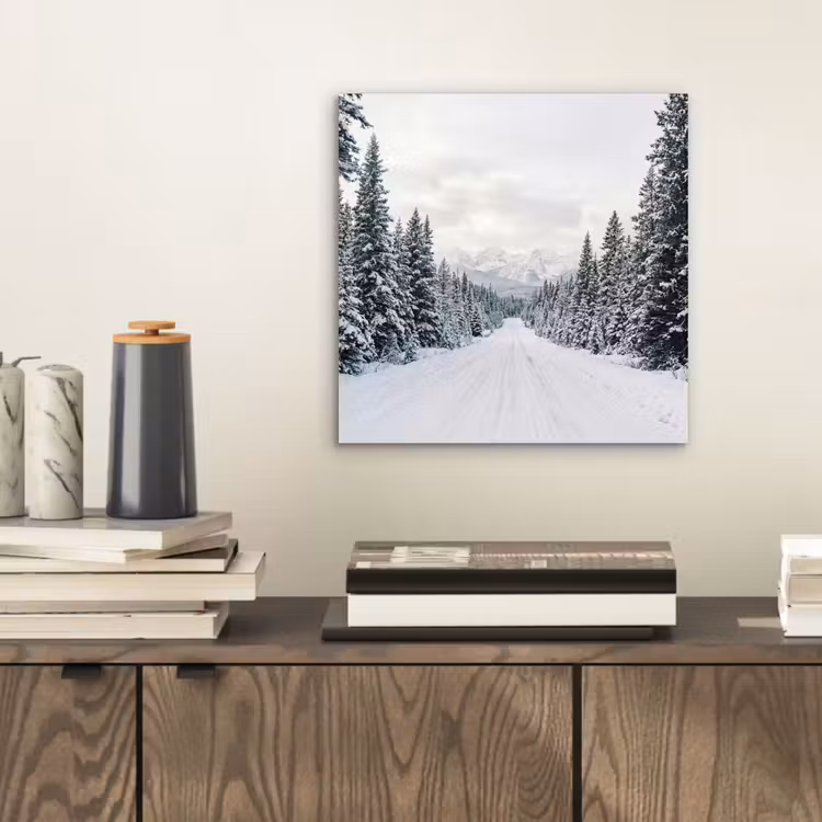 Aluminium schilderij - Weg - Sneeuw - Naaldbos - Winter - Avontuurlijk — 2