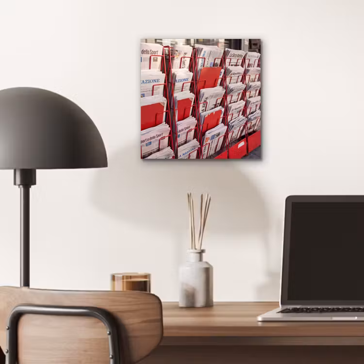Aluminium schilderij - Kranten - Rek - Stedelijk - Dagelijks leven - Rood — 6