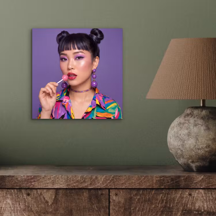 Aluminium schilderij - Vrouw - Portret - Make-up - Paars - Levendig — 3