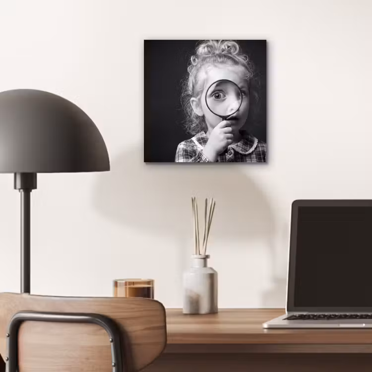 Aluminium schilderij - Kind - Vergrootglas - Portret - Zwart-wit — 6