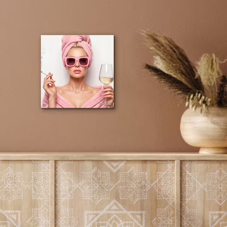 Aluminium schilderij - Vrouw - Roze - Wijn - Zonnebril — 5