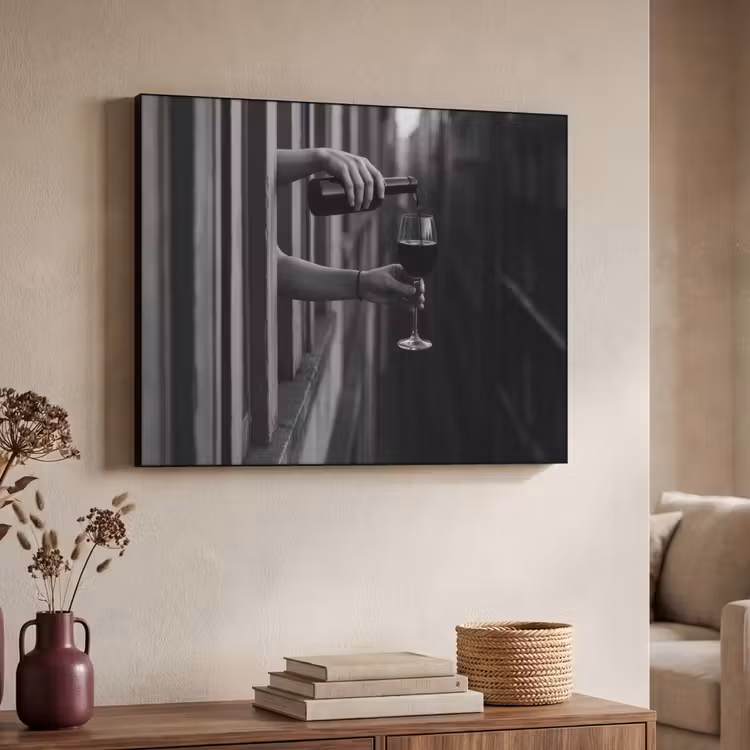 Art Frame - Wijnfles - Glas - Handen - Raam — 4
