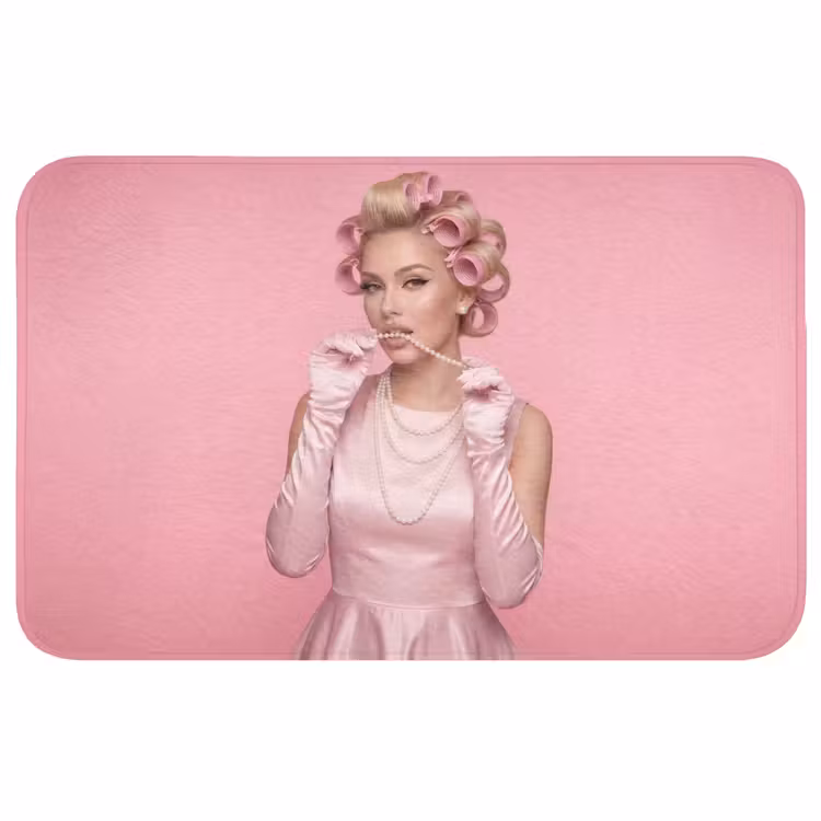 Badmat - Vrouw - Roze - Parelketting - Krulspelden — 1