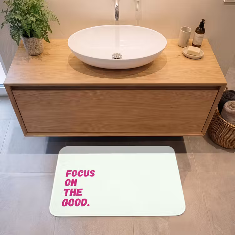 Badmat - Focus on the good - Beige - Roze — 2