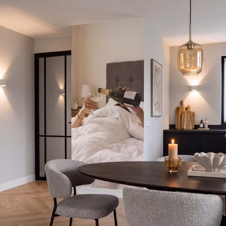 Behang - Champagne - Bed - Bubbels — 5