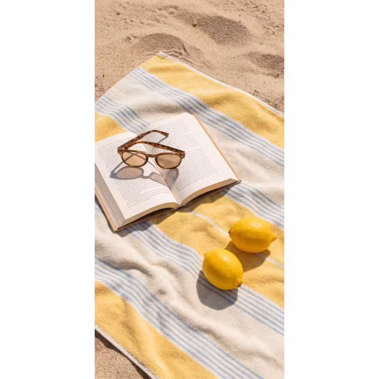 Behang - Boek - Zonnebril - Strand - Zomer - Geel — 2