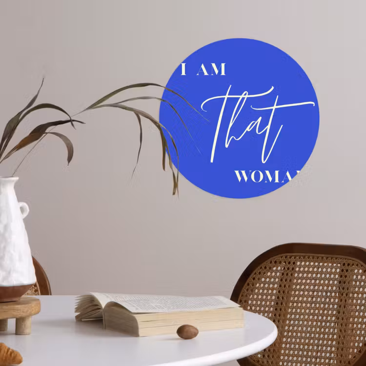 Behangcirkel - Blauw - I am that woman - Sierlijk - Minimalistisch — 4