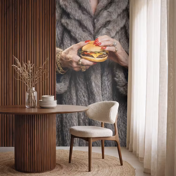 Behang - Vrouw - Hamburger - Bontjas — 4