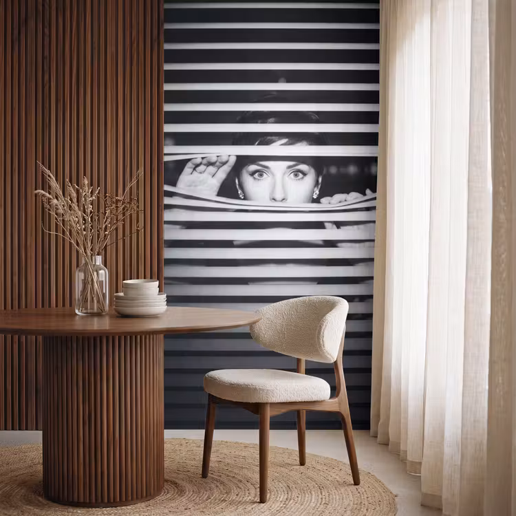 Behang - Vrouw - Jaloezieën - Portret - Zwart-wit — 4