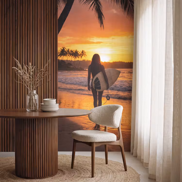 Behang - Vrouw - Surfplank - Strand - Zonsondergang - Oranje — 4