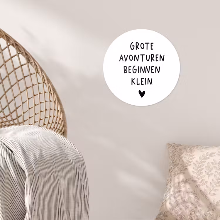 Behangcirkel - Spreuken - Grote avonturen beginnen klein - Quotes — 5