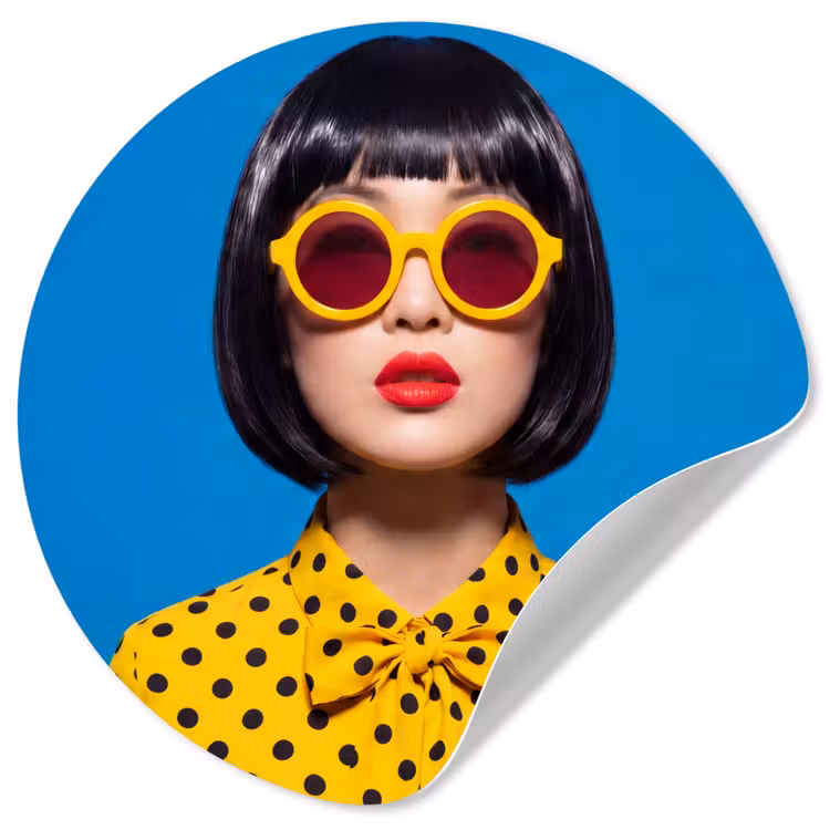 Behangcirkel - Vrouw - Zonnebril - Pop Art - Portret - Geel — 1