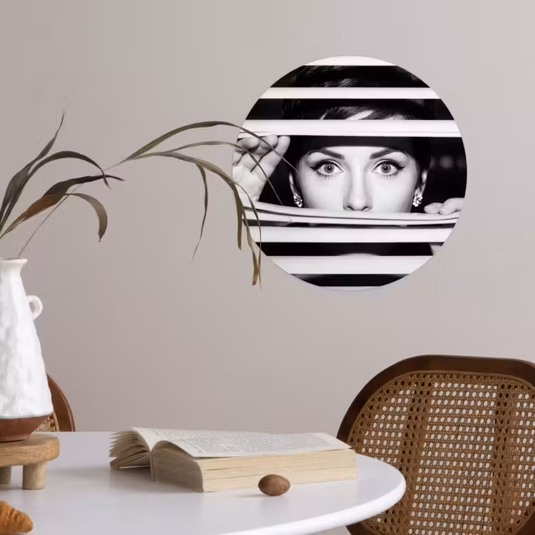 Behangcirkel - Vrouw - Jaloezieën - Portret - Zwart-wit — 4