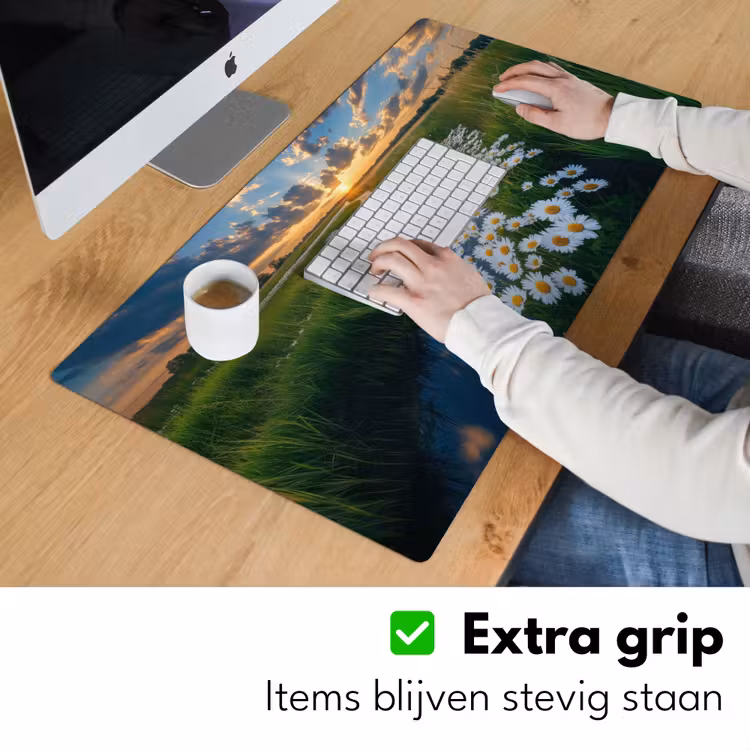 Bureau onderlegger - Beekje - Landschap - Margriet — 5