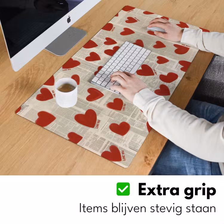 Bureau onderlegger - Hartjes - Krant - Loveyou — 5