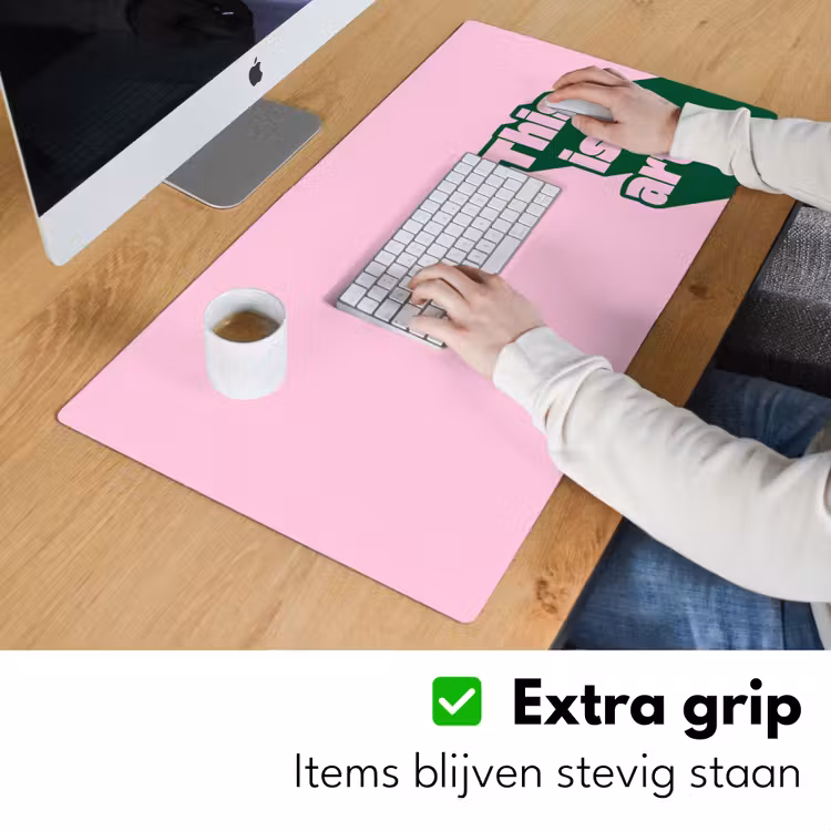 Bureau onderlegger - Groen - Teskt - This is art - Roze — 6