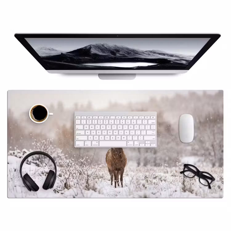 Bureau onderlegger - Edelhert - Bos - Sneeuw - Winter - Majestueus — 4