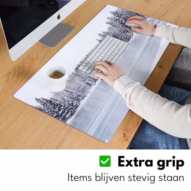 Bureau onderlegger - Meer - Dennen - IJs - Winter - Rustgevend — 6