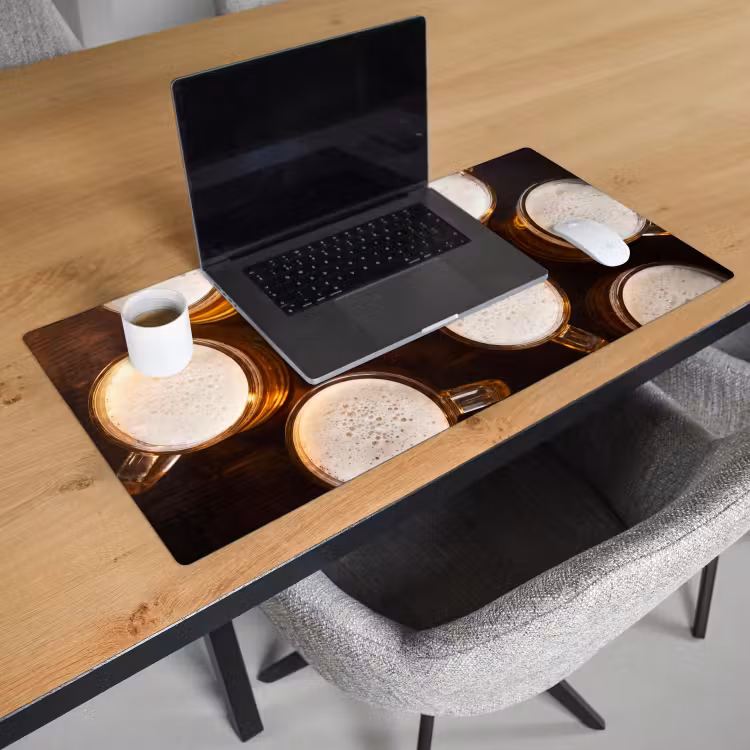 Bureau onderlegger - Bier - Glazen - Schuim - Hout - Drank — 3