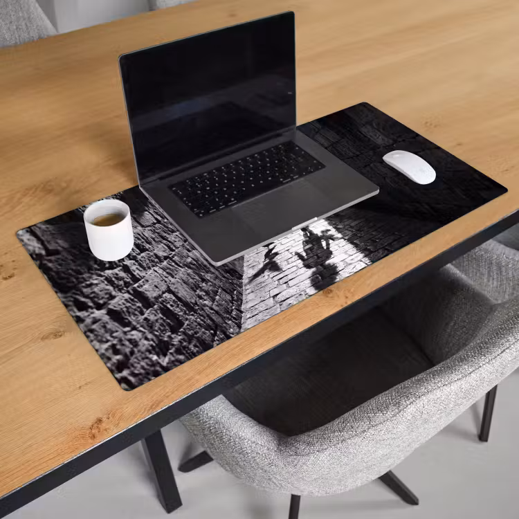 Bureau onderlegger - Kind - Vogel - Straat - Zwart-wit - Spelen — 3