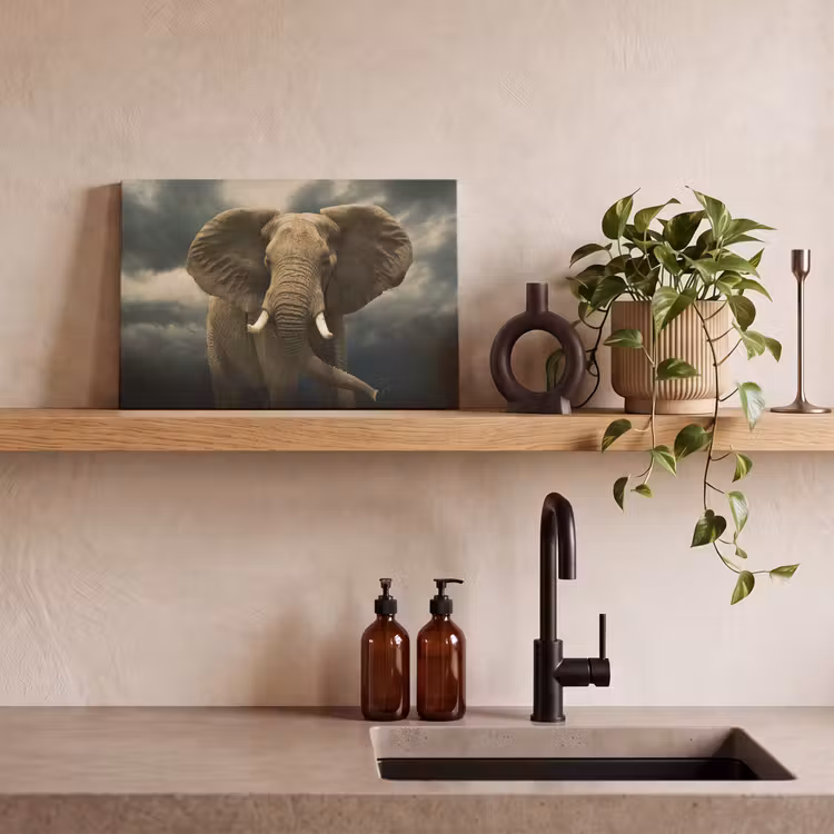 Canvas schilderij - Afrikaanse olifant tegen de donkere wolken — 3