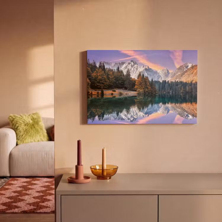 Canvas schilderij - Bergen - Bos - Water - Lucht - Roze - Paars — 2