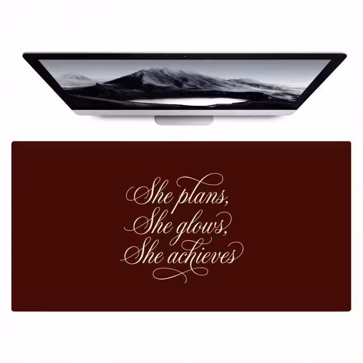 Bureau onderlegger - She plans she glows she achieves - Rood - Cursief — 1