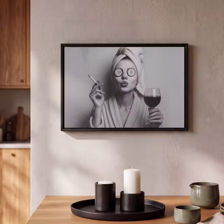 Canvas met lijst - Vrouw - Masker - Wijn - Sigaret — 2
