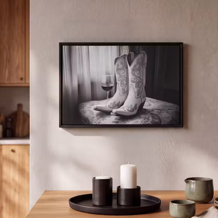 Canvas met lijst - Wijn - Cowboylaarzen - Raamlicht - Wit — 2