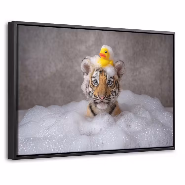Canvas met lijst - Welpje - Bad - Geel — 1