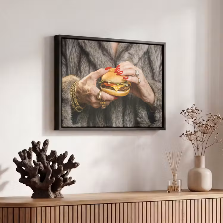Canvas met lijst - Vrouw - Hamburger - Bontjas — 6