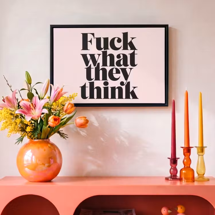 Canvas met lijst - Quote - Krachtig - Roze — 4