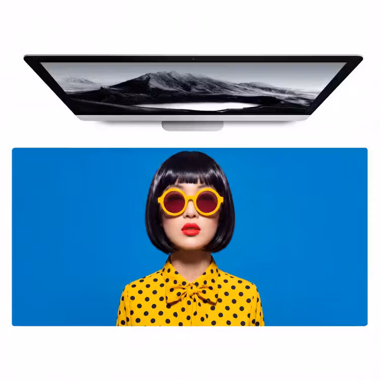 Bureau onderlegger - Vrouw - Zonnebril - Pop Art - Portret - Geel — 1