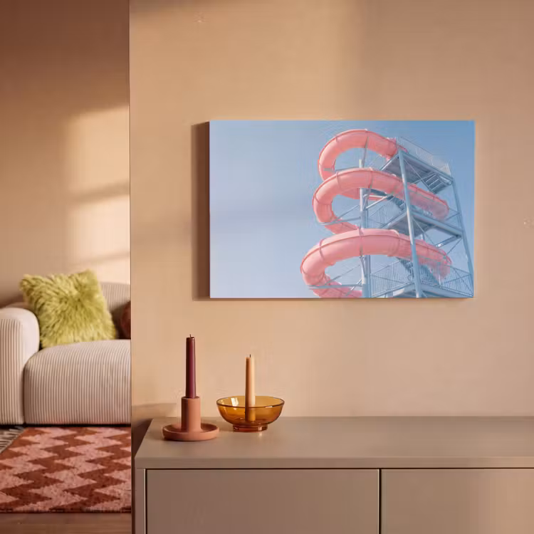 Canvas schilderij - Glijbaan - Waterpark - Spiraal - Modern - Roze — 1