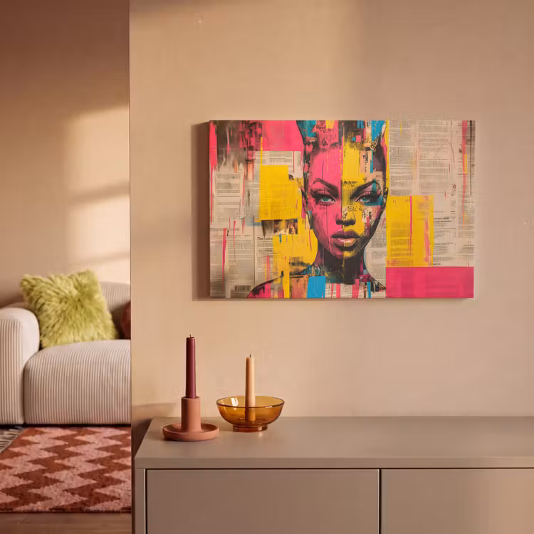 Canvas schilderij - Vrouwengezicht - Krantenpapier - Abstract - Roze — 2