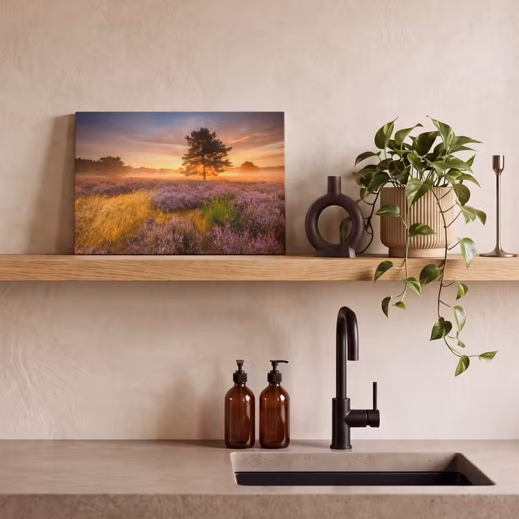 Canvas schilderij - Heidelandschap met een boom — 3