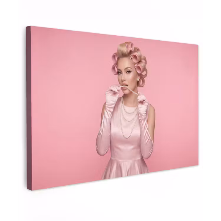 Canvas schilderij - Vrouw - Roze - Parelketting - Krulspelden — 1