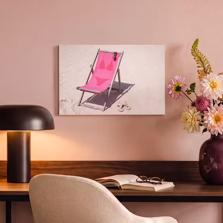 Canvas schilderij - Strand - Ligstoel - Badkleding - Zomer - Roze — 3
