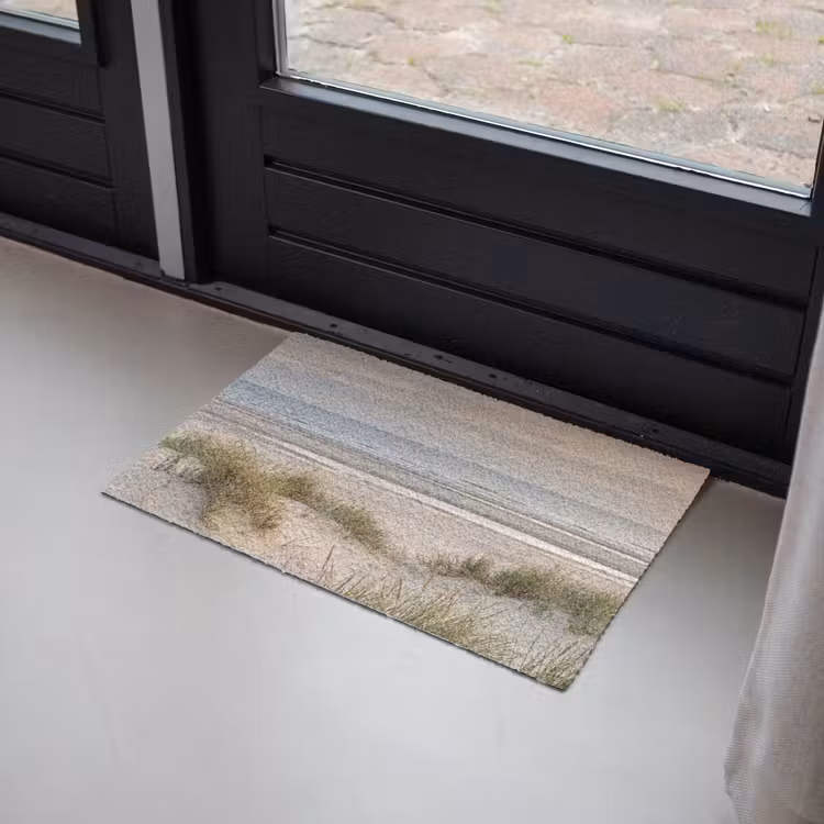 Deurmat - Zandstrand - Bewolkt - Duinen — 2