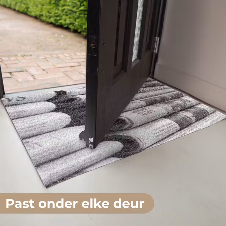 Deurmat - Krant - Stapel - Nieuws - Zwart-wit - Media — 7