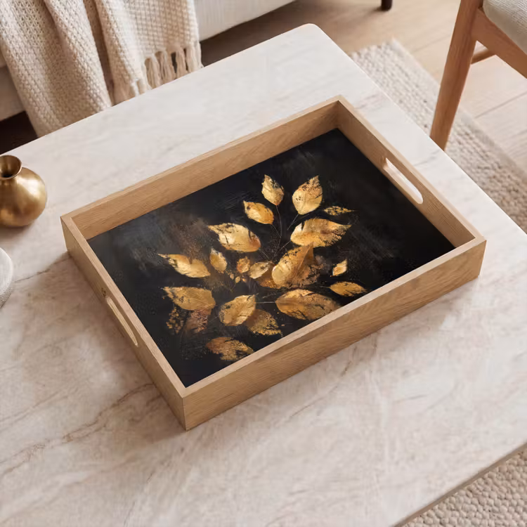 Dienblad - Gouden Bladeren op Donkere Achtergrond — 2